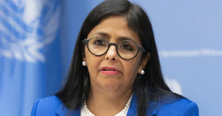 Делси Родригес встретилась в Каракасе с представителем США