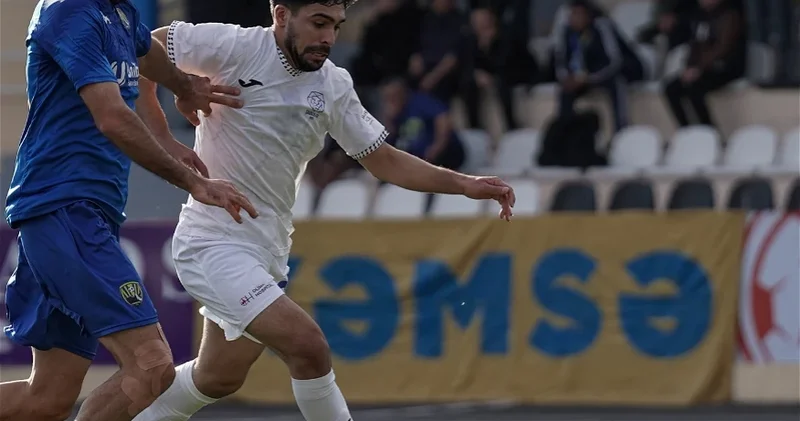 Руфат АББАСОВ: Искусственное поле может дать какое то преимущество против Карабаха