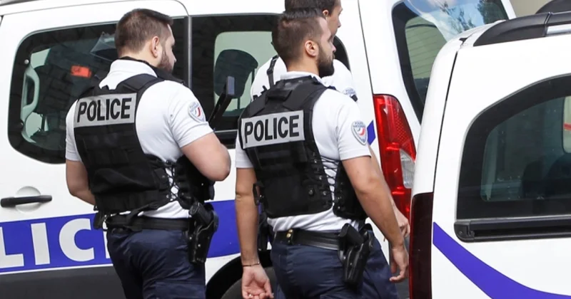 Нагрянули с обыском: Париж проверяет соцсеть Маска