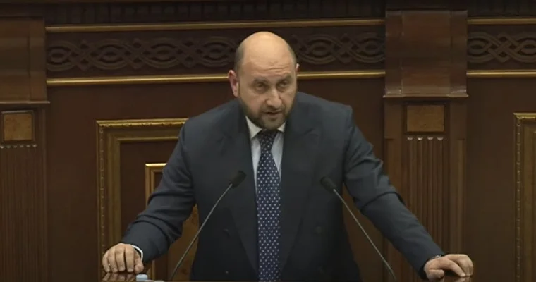 Bakıdan gətirildi: müsbət təsirləri olacaq Qalstyan