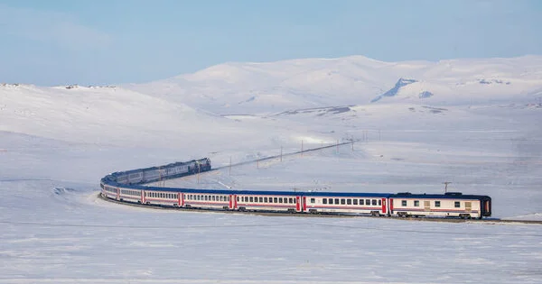 Anadolunu Turistik Şərq Ekspresi ilə kəşf edin FOTOLAR