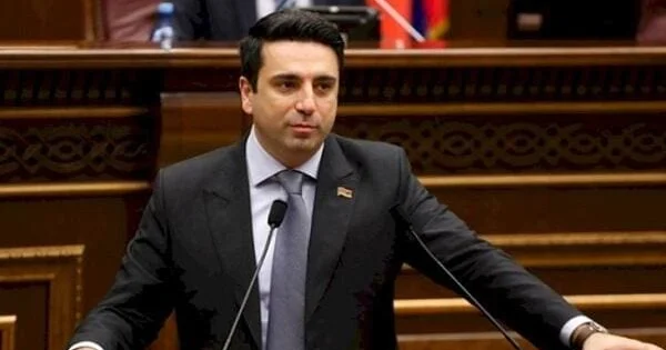 Simonyan sabah Moskvada olacaq