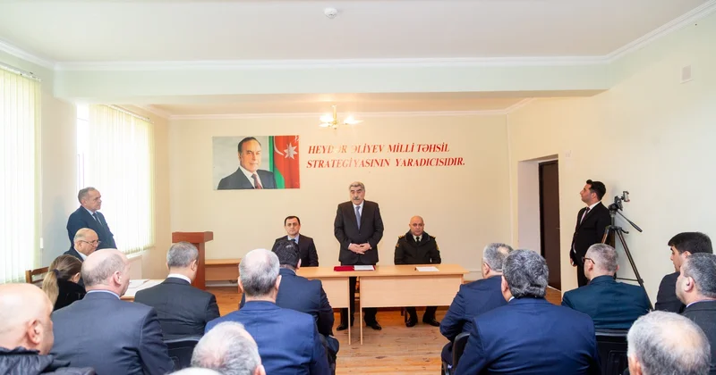 Rüstəm Xəlilov Peyk kənd sakinlərinin problemlərini dinləyib