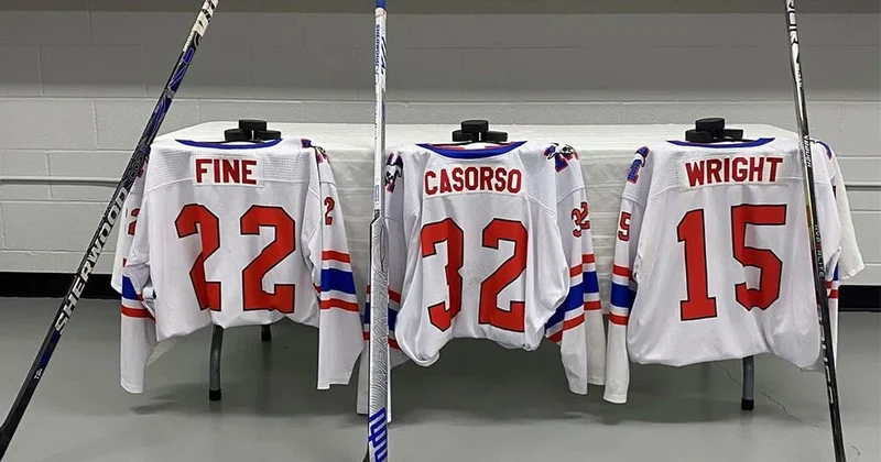 Kanadada faciə: üç gənc xokkeyçi yol qəzasında həlak oldu