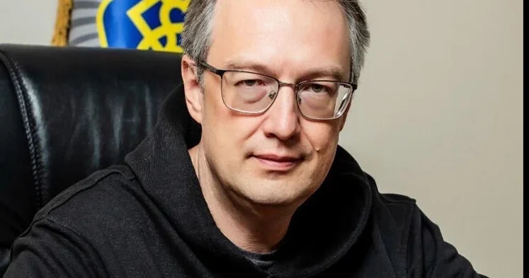 “Epşteyn və Kreml kölgəsi: kompromat şəbəkəsi geosiyasi silaha necə çevrilə bilərdi?“ Anton Geraşşenko