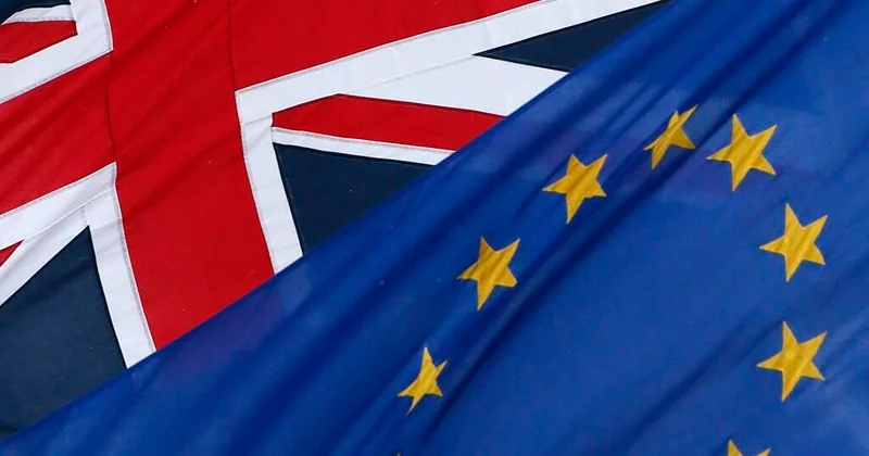 Fransa Britaniyanın Aİ hərbi müqavilələrinə çıxışına qarşı çıxır