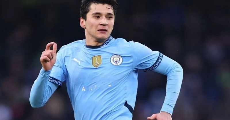 İngiltərədə Xusanovun oyununa yüksək qiymət verildi