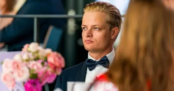 Norveç şahzadəsinin oğlu məhkəmə qarşısında: Təcavüz, zorakılıq və narkotik ittihamları...