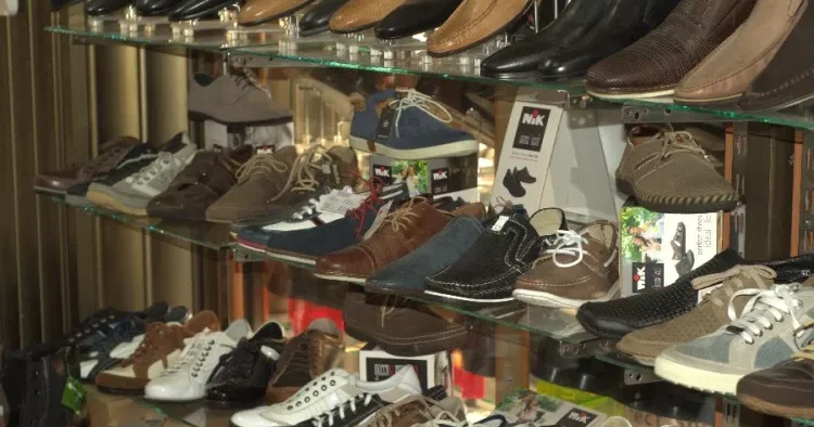 Mağazalarda satılan iki məşhur brendin idman ayaqqabıları saxta ÇIXDI