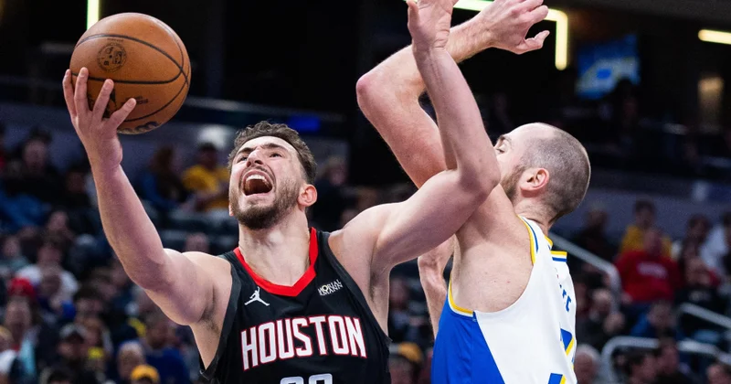 NBA: Türkiyəli basketbolçunun komandası səfərdə qələbə qazanıb