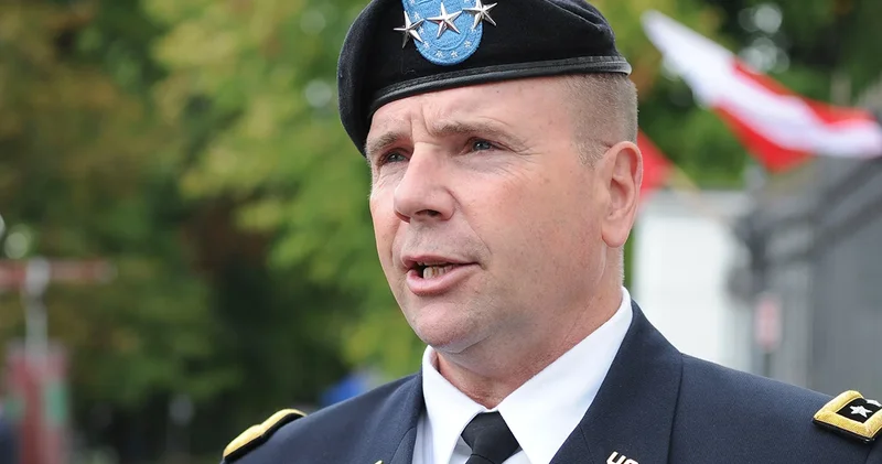 Generaldan Avropaya: Sızıldamayın, prezidentimə qarşı çıxın!