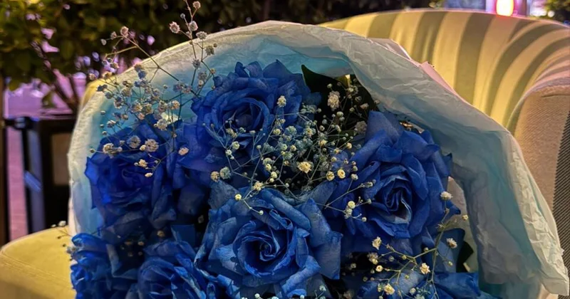 Floristlər gülləri uzun müddət saxlamağın yolunu açıqladı