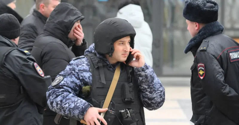 В России вооруженный девятиклассник напал на школу Обновлено / Фото / Видео