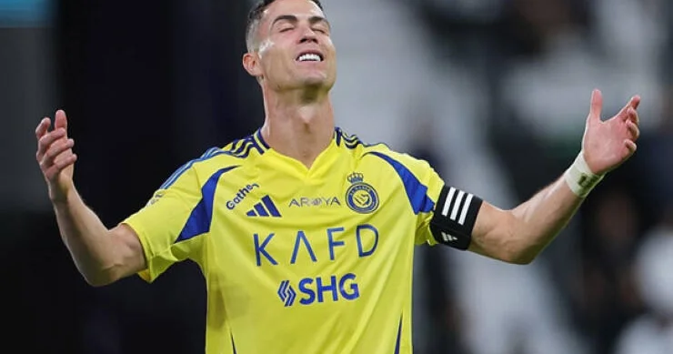 Ronaldu Ərəbistandan GEDİR Klub axtarışına çıxdı