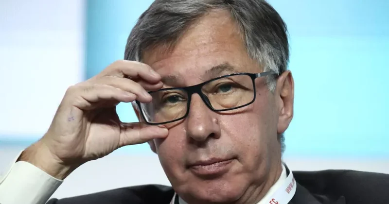 Российский олигарх передумал судиться с главой МИД Латвии