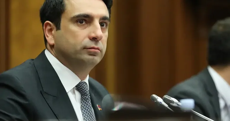 Simonyan Moskvada Lavrovla danışıqlar aparacaq