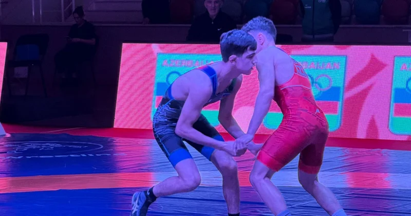 Gəncədə yunan Roma və sərbəst güləş üzrə U20 Azərbaycan çempionatı start götürüb