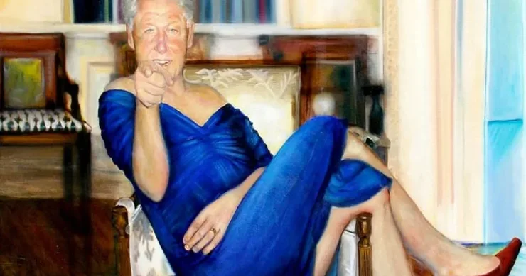 Epşteyn sənədləri: Klinton dabanlı ayaqqabı ilə qadın paltarında və... yeni detallar