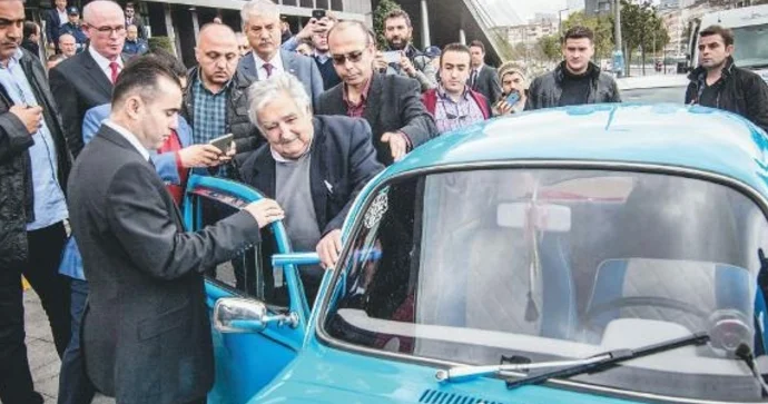 Bahalı kortej yox, sadə avtomobil: Hansı ölkə rəhbərləri ucuz maşın seçir? ARAŞDIRMA