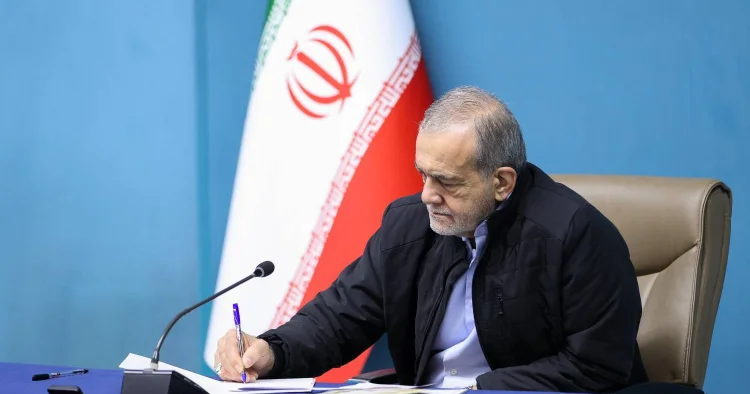 Президент Ирана дал указание о проведении переговоров с США