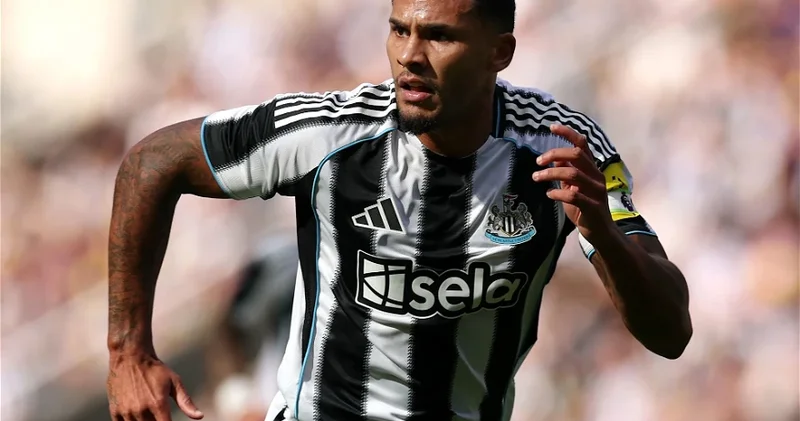 Ньюкасл расстался с капитаном перед матчами с Карабахом