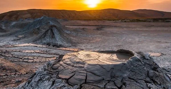 Qobustanda palçıq vulkanı püskürüb