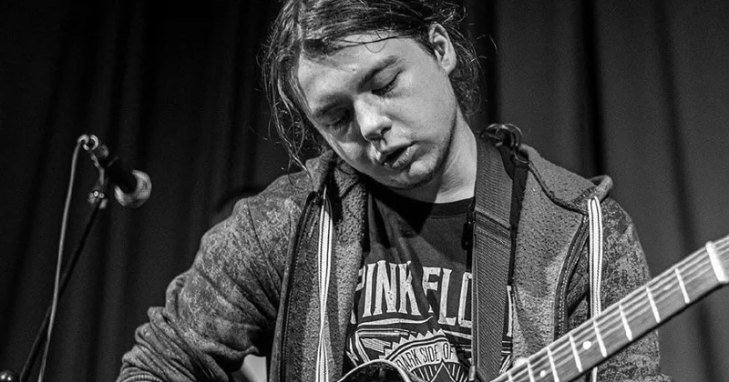 Rok musiqiçisi Samir Əhmədov: Qara Qarayevin sayəsində Azərbaycan musiqisinin həqiqi gözəlliyini və koloritini dərk etdim