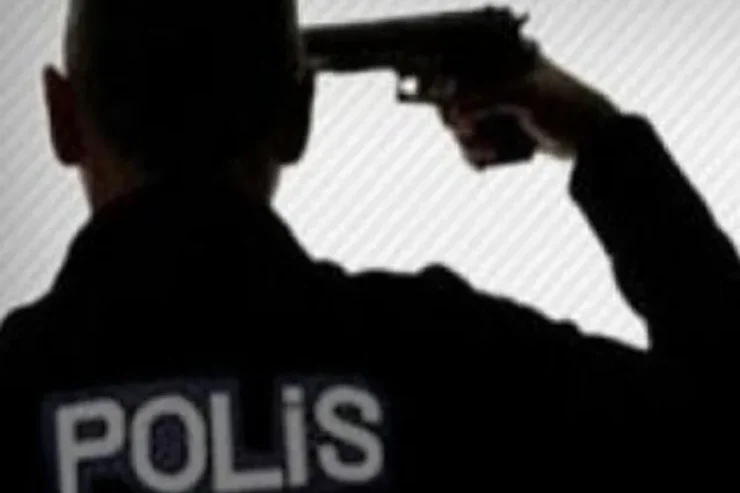 Polis zabiti özünü güllələdi