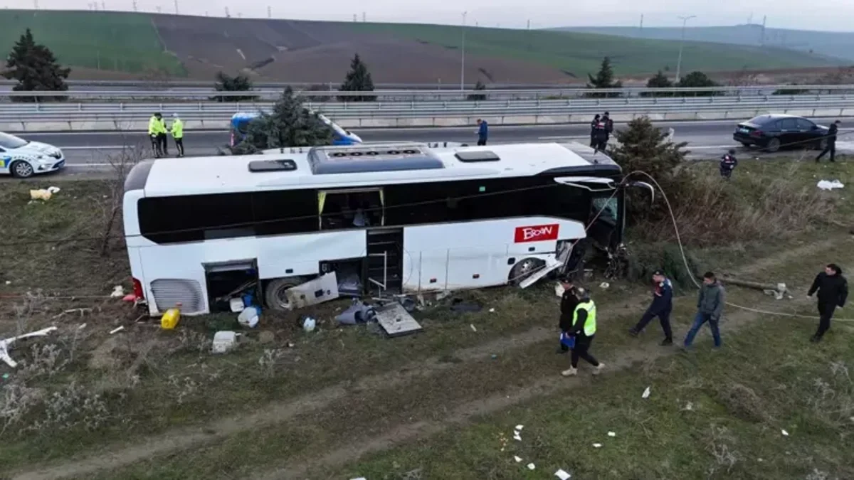 Çanaqqalada avtobus qəzası: 40 a yaxın yaralı