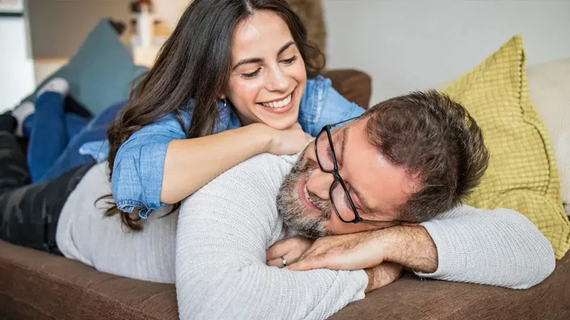 Cütlüklər üçün ideal yaş fərqi neçədir? Elmi cavab