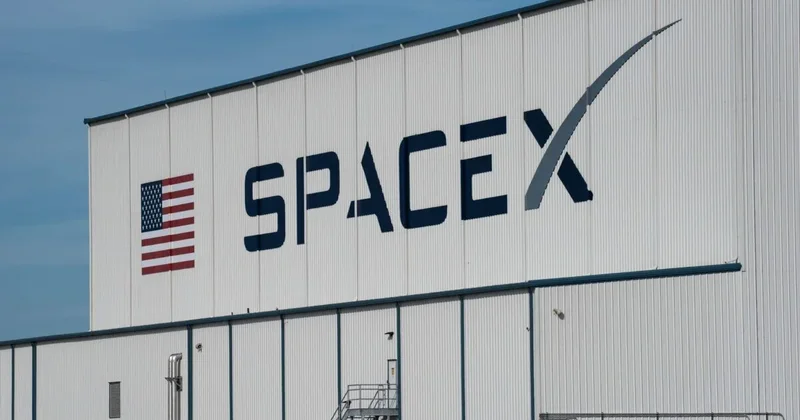 SpaceX запустит первый первый коммерческий рейс Starship к середине 2027 года