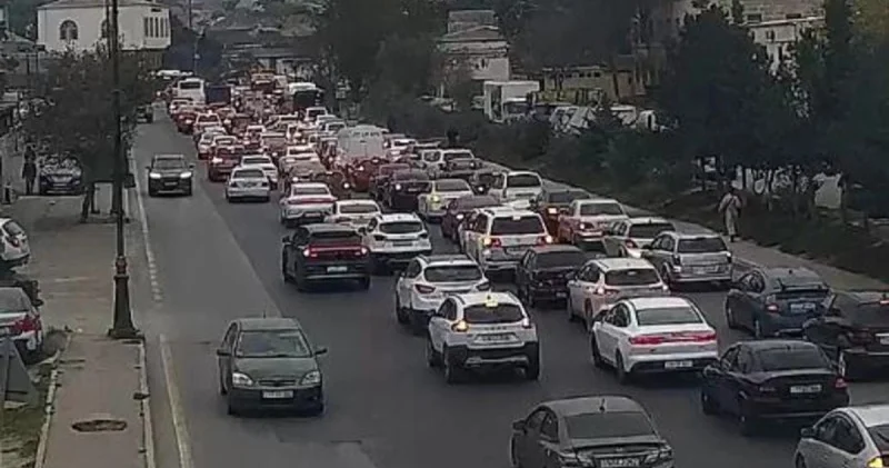 Bakıda bu yollarda tıxac var SİYAHI