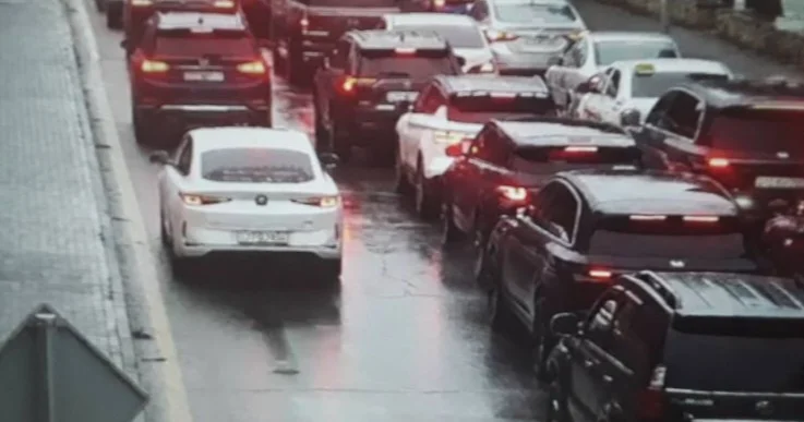 Yol polisinin göstərişinə əməl etdi, cərimələndi FOTO