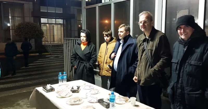 Через Азербайджан эвакуированы сотрудники посольства Сербии в Иране ФОТО