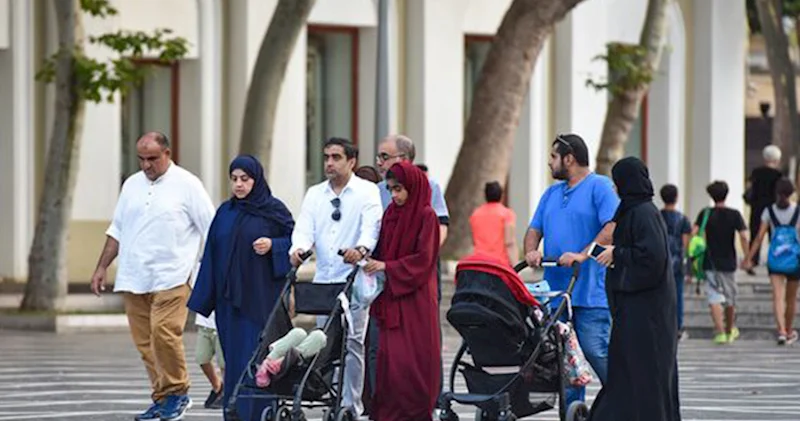 Turistlər Azərbaycanda nə qədər pul xərcləyib? Ölkələr üzrə siyahı