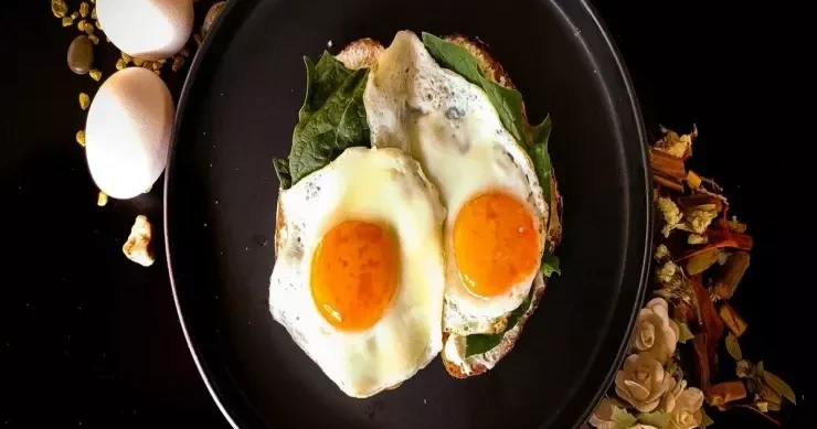 Yumurta pəhrizi ilə bir həftəyə 7 kilo arıqlamaq mümkündürmü?