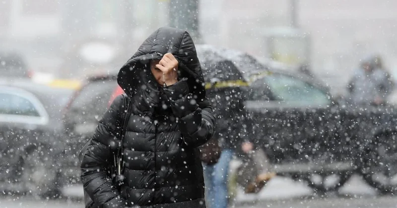 Hava kəskin dəyişir: Qar yağacaq, güclü külək əsəcək XƏBƏRDARLIQ