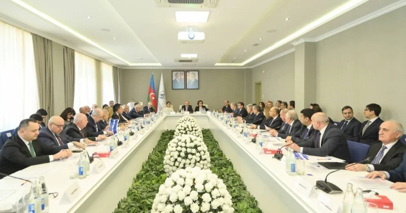 Ali təhsil müəssisələrinin rəhbərləri ilə görüş keçirilib