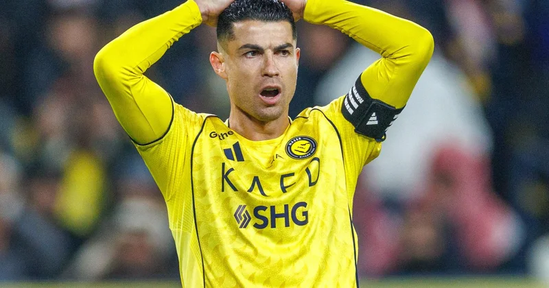 Ronaldu bölgədə şiddətlənən münaqişə səbəbindən Səudiyyə Ərəbistanını tərk etməyib
