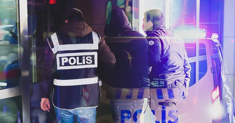 Türkiyə ordusunda FETÖ yə qarşı əməliyyat: 22 nəfər saxlanılıb