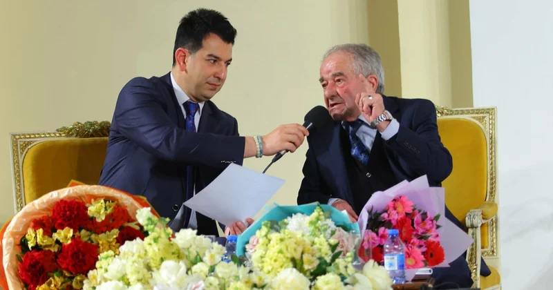 Yazıçı Seyran Səxavətin 80 illik yubileyində izdiham yaşandı FOTOLAR