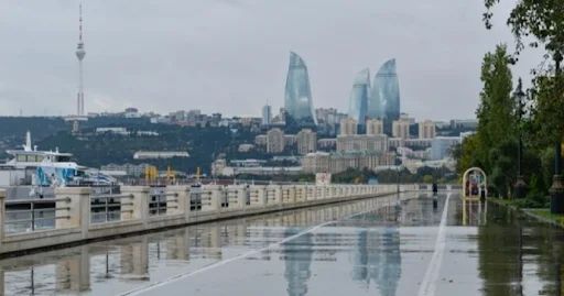 Баку и Абшерон вновь ожидают подтопления: ПРЕДУПРЕЖДЕНИЕ
