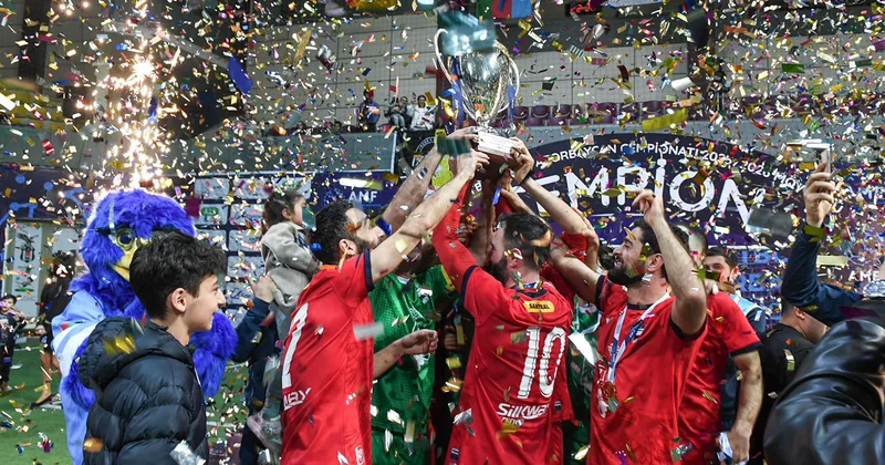 “Zirə” çempion! Fotolar