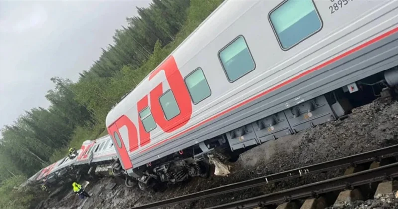 В Ульяновской области семь вагонов поезда Челябинск Москва сошли с путей