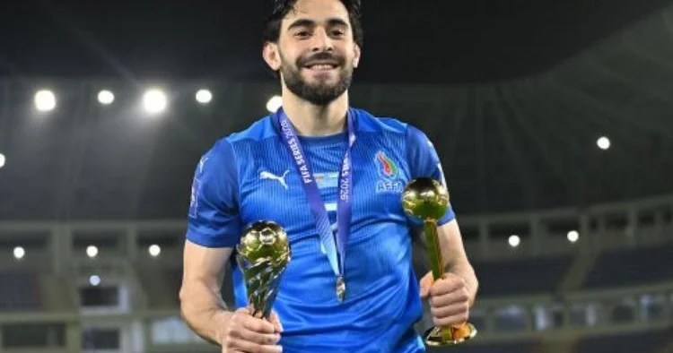 Elvin Cəfərquliyev və Leroy Mikels Mançester Siti nin futbolçusu ilə eyni siyahıda FOTO