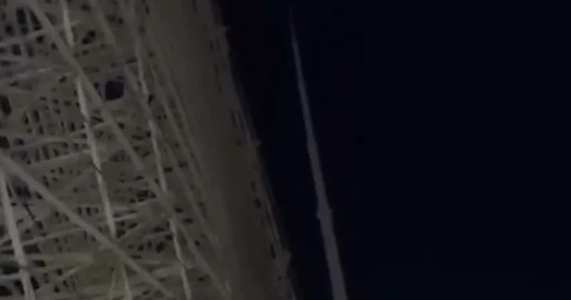 В Астане людей эвакуировали с колеса обозрения ВИДЕО