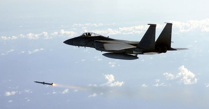 Источники подтвердили сбитие американского F 15 в Иране Minval Politika