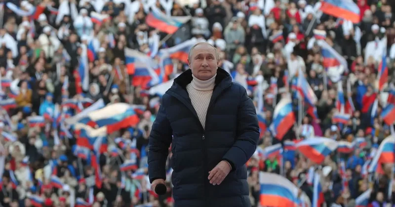 Большинство россиян считают, что Путин работает хорошо Данные соцопроса
