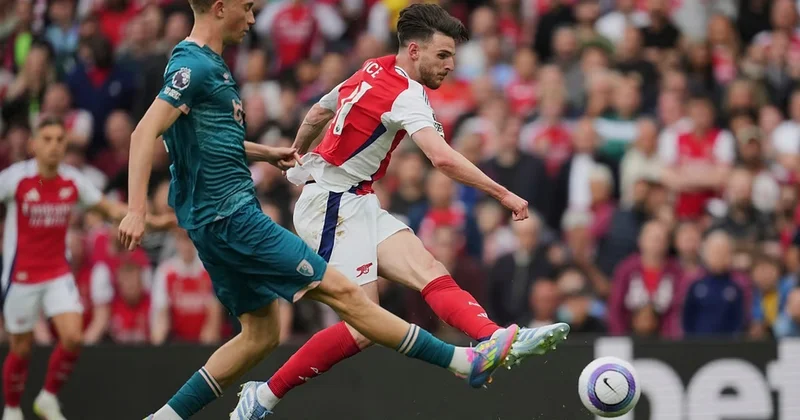 Arsenal Bornmut u məğlub edib VİDEO