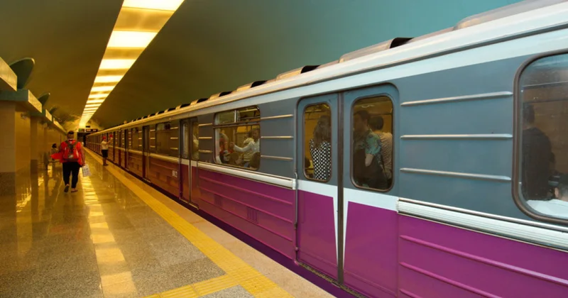 В бакинском метро отключилось электричество: Возник хаос